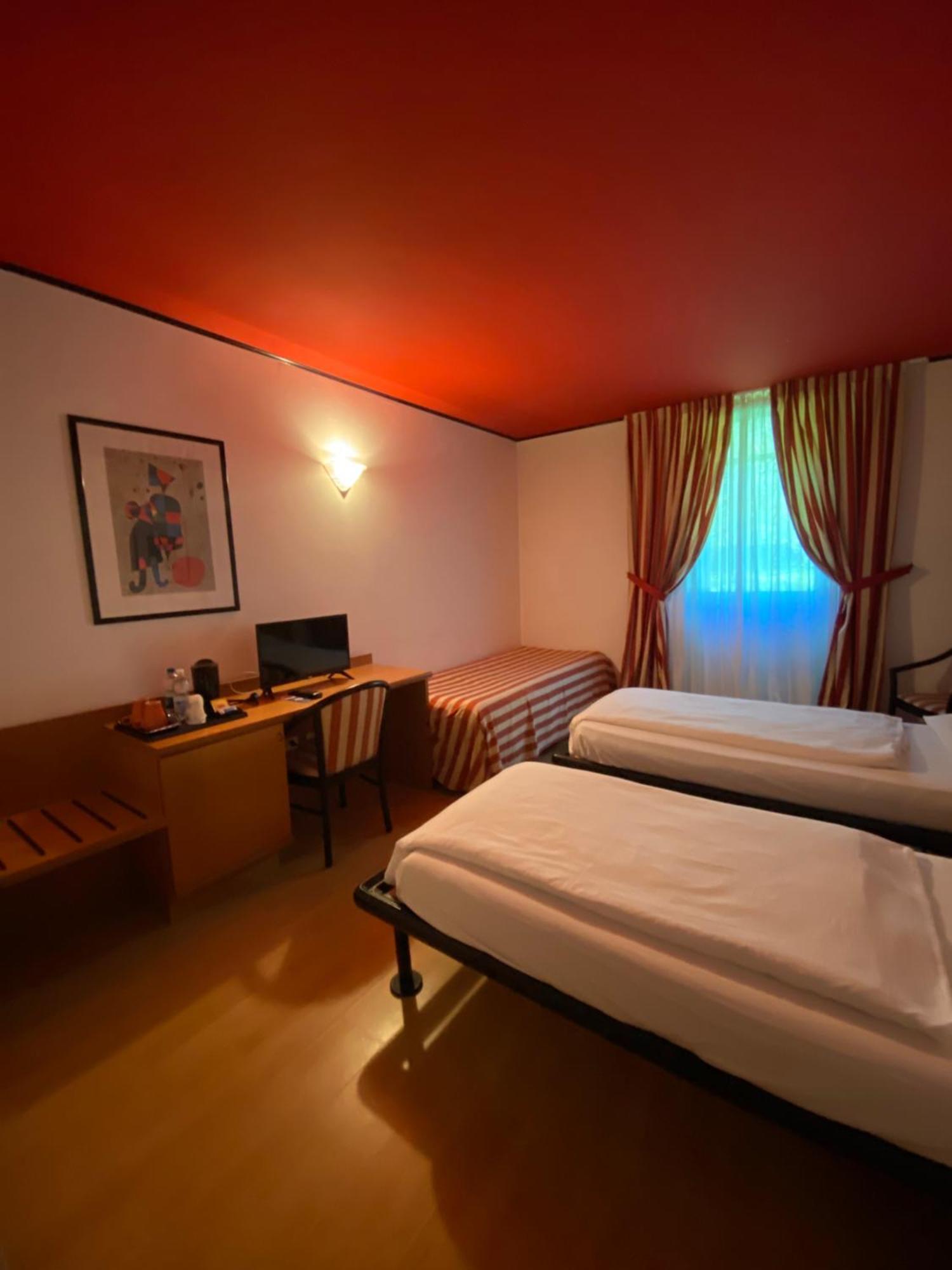 Albergo Aprica Garni Exterior photo